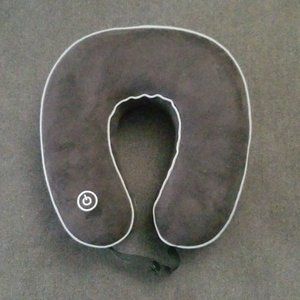 memory foam neck pillow - homedics never used